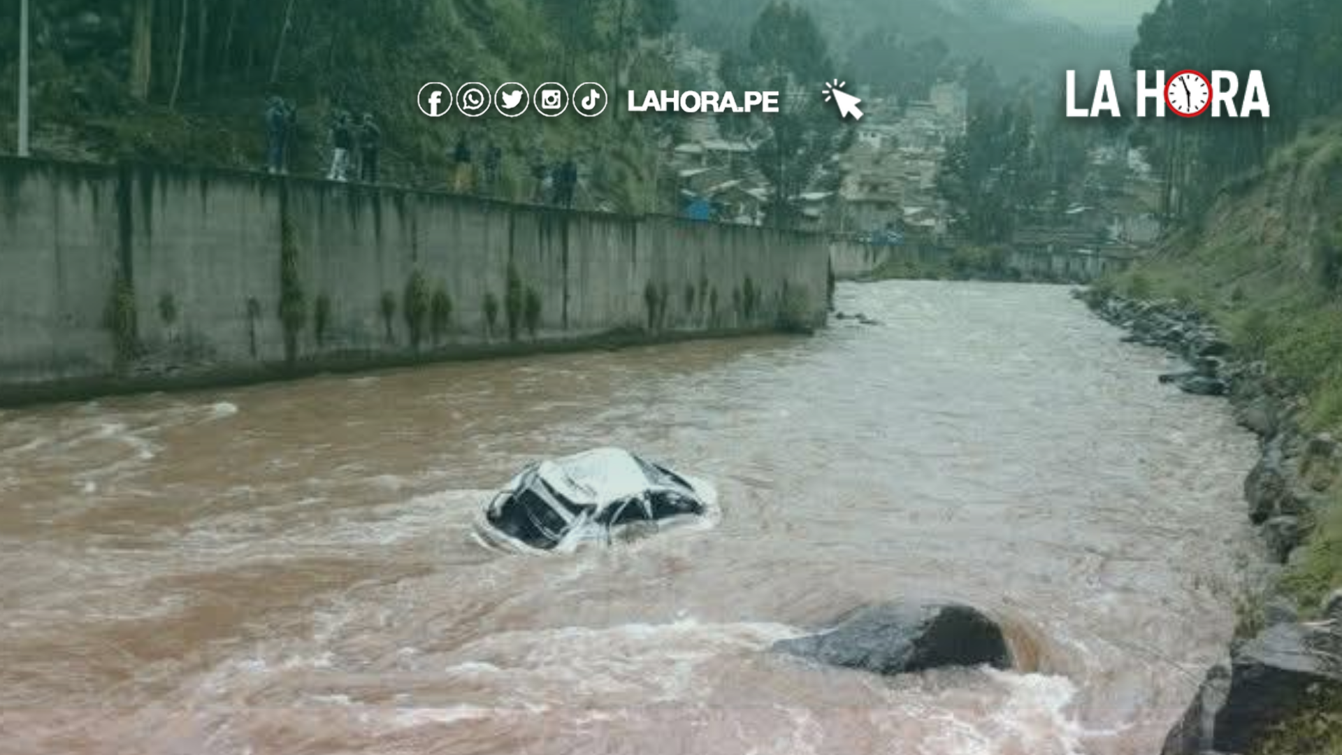 Tragedia en Huancavelica: Bebé desaparece en el río Ichu tras caída de vehículo